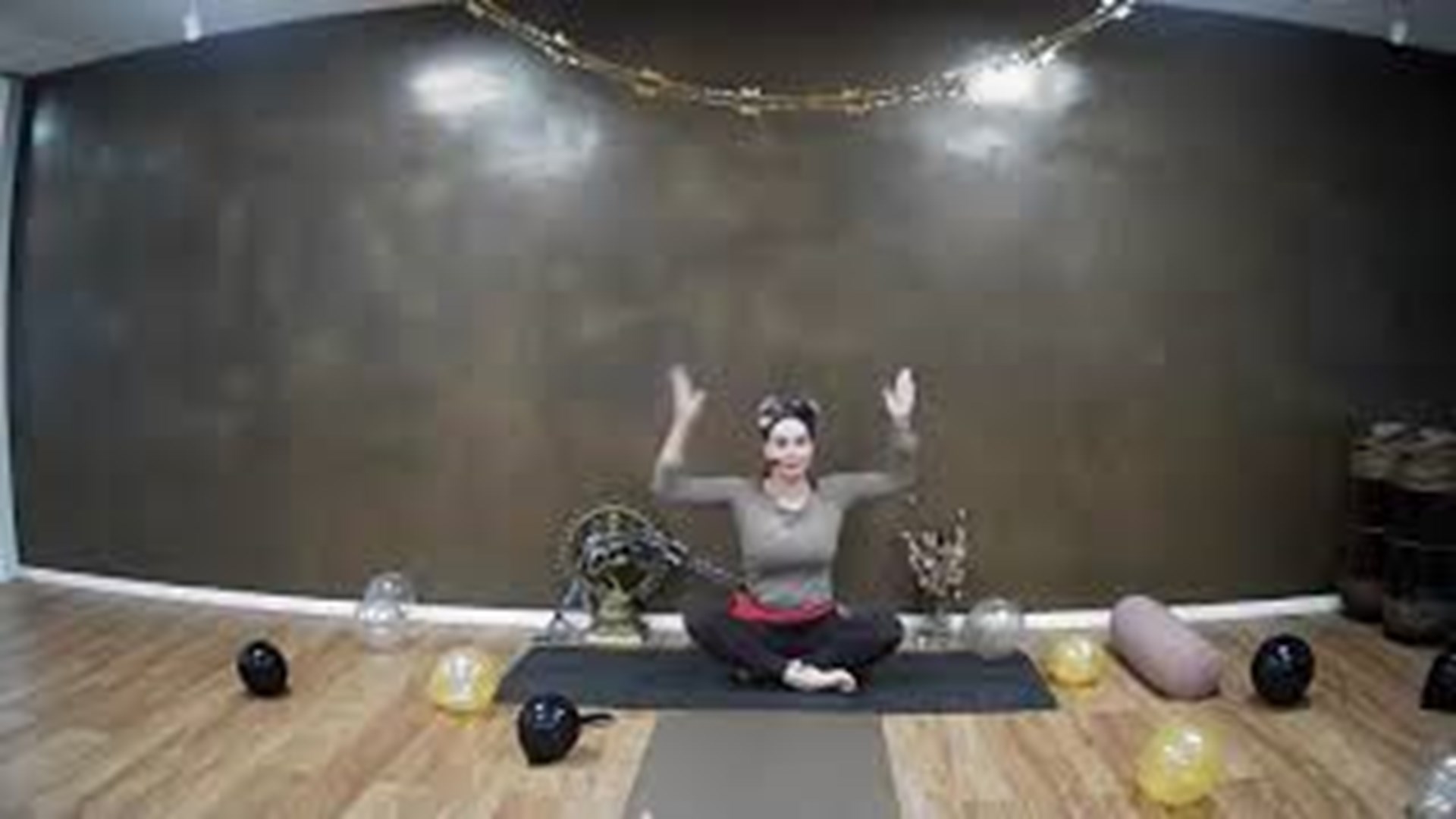 31.12.2020 - Blid Yoga - 60 min. med Charlott Krum