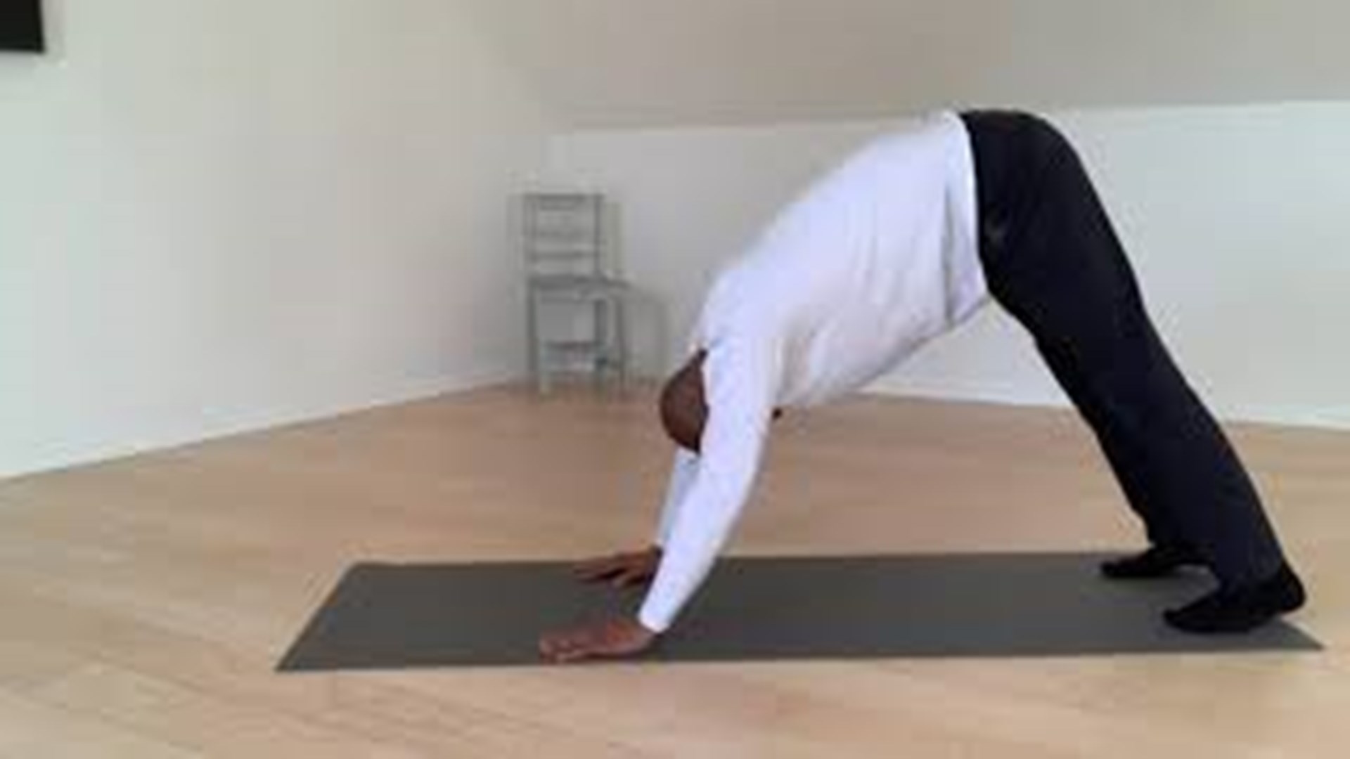 Udstrækning på Yoga måtten