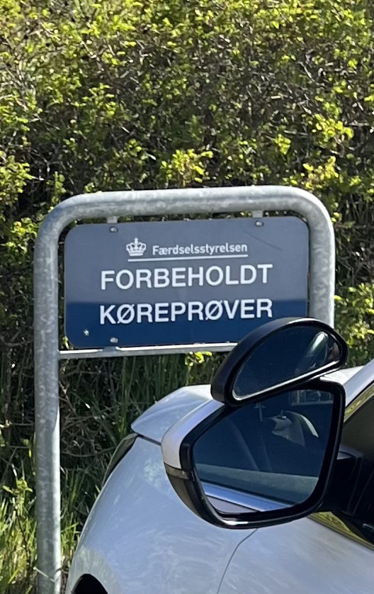Ro i maven til køreprøven